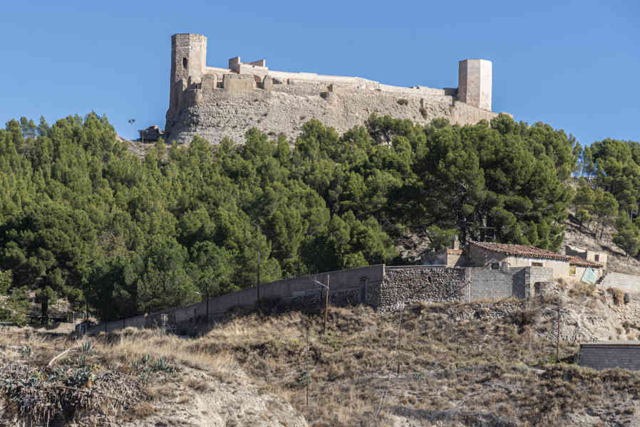 Zaragoza - Calatayud 61 - castillo Mayor o de Ayyûb.jpg